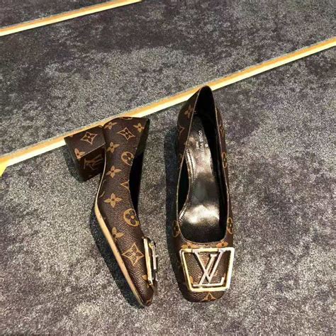 louis vuitton l22 patent heels|louis vuitton pumps for women.